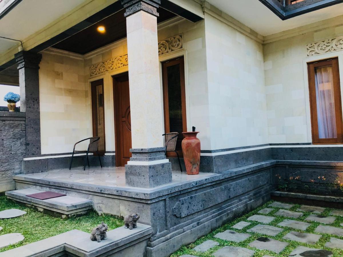 Buyan Lodge Lake View Villa Bedugul  Exterior photo